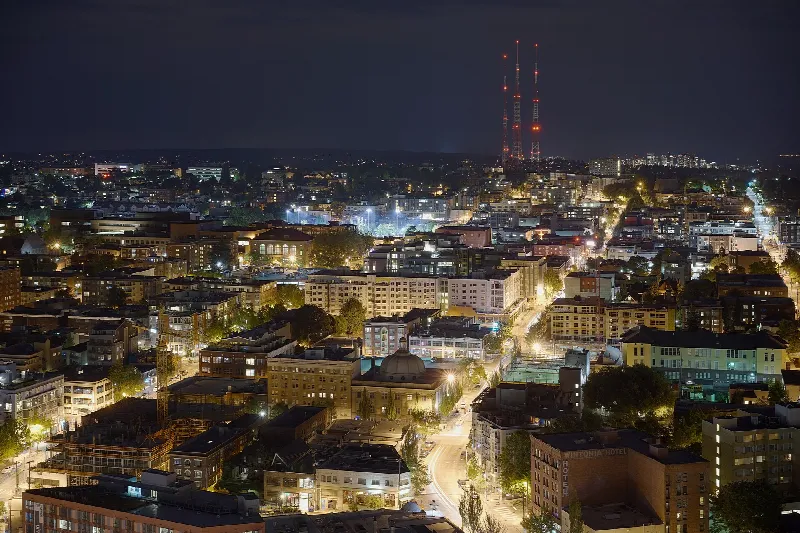 Ataköy'de Eşyalı, Havuzlu Sitede 3+1 Kiralık Rezidans Dairesi